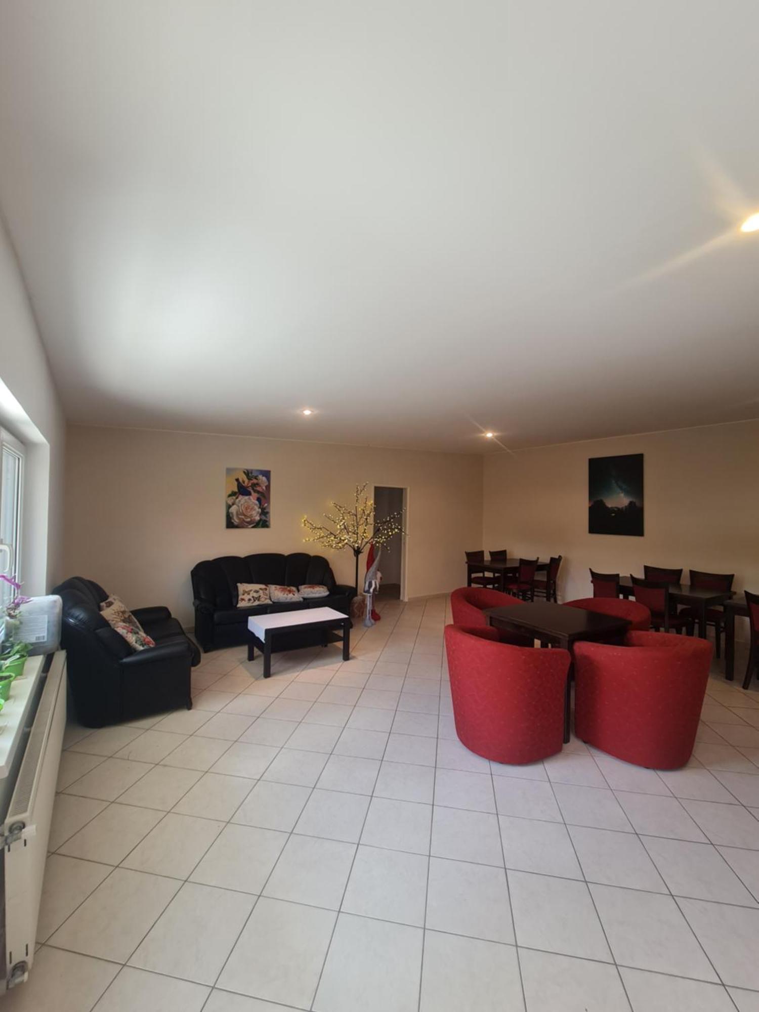 Cozy Room With Garden In Bratislava Ngoại thất bức ảnh